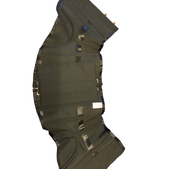 Under Bust Corset. Good Quality. NWT size L Fits Like M/L Adjustable Lace Back - Picture 9 of 9